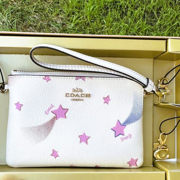 Coach Boxed Corner Zip Wristlet With Disco Star Print Pouch Bag & Charms Set NEW - Picture 3 of 13